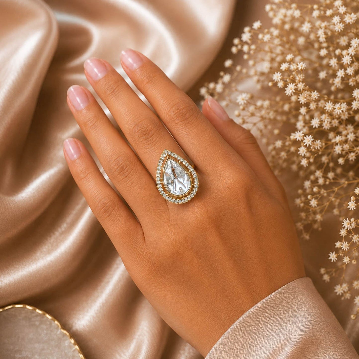 White Color Kundan Ring Featuring Beautiful Ethnic Jewelry Appeal