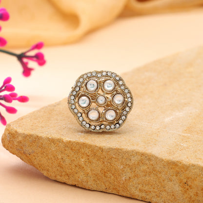 White Color Kundan Ring with Graceful Handmade Ethnic Appeal