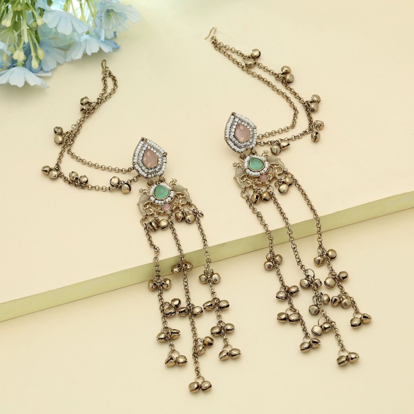 Lange Kaschmir-Ohrringe in Pink & Pistaziengrün – Stylischer Ethno-Schmuck