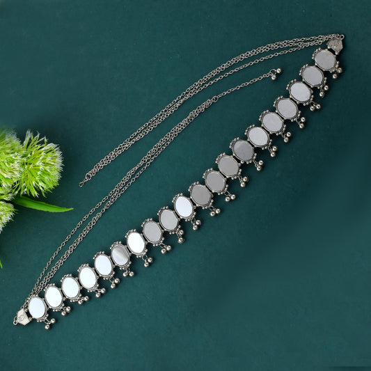 Silberfarbenes oxidiertes Kamarband mit Münztropfen-Detail für das Taillen-Styling