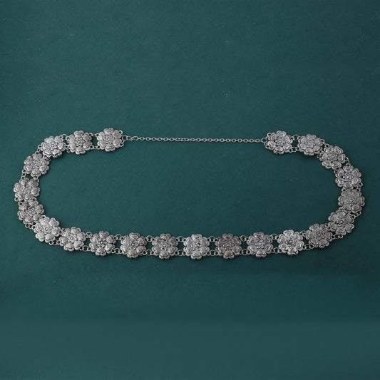 Eye-Catching Silver Color Oxidised Kamarband With Delicate Carving Design