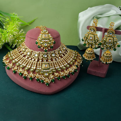Traditional Green Color Kundan Necklace Set With Golden Accents