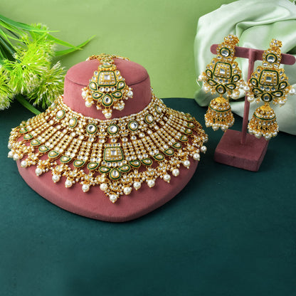 Handcrafted White Color Kundan Necklace Set With Classic Detailing