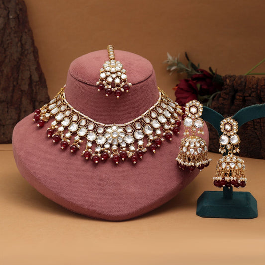 Elegantes kastanienbraunes Kundan-Halskettenset mit Meena-Arbeit für Hochzeiten und traditionelle Feiern