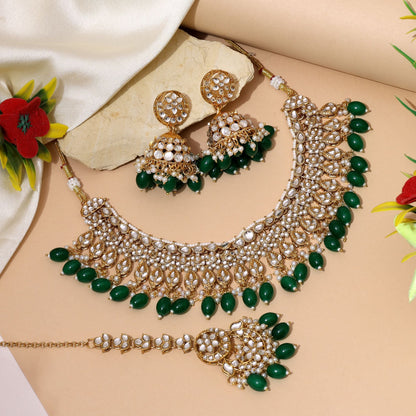 Beautiful Green Color Kundan Necklace Set For Women’S Wedding And Festive Look