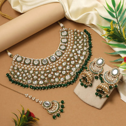 Designer Green Color Kundan Necklace Set For Bridal And Festival Jewellery Styling