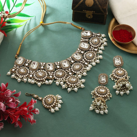 Luxurious White Color Kundan Necklace Set With Polished Stones For Wedding Wear