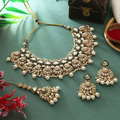 Sophisticated White Color Kundan Necklace Set With Matching Earrings For Weddings
