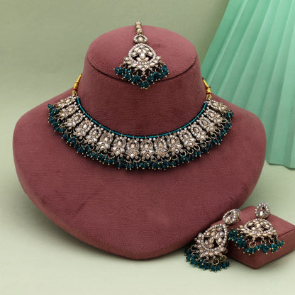 Trendy Rama Grün Farbe Kundan Halskette Set mit Kristallsteinen für Brautmode