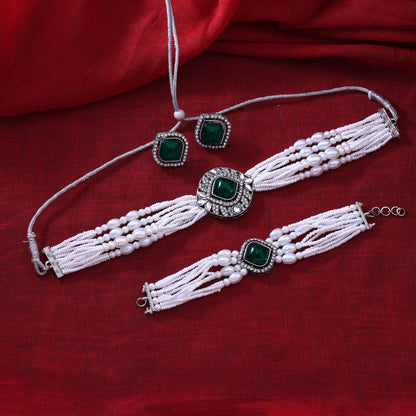 Graceful Green Color Choker Kundan Necklace Set For Festive And Wedding Wear