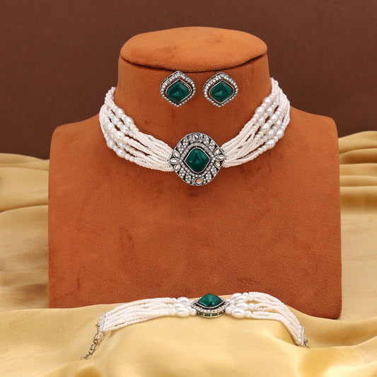 Graceful Green Color Choker Kundan Necklace Set For Festive And Wedding Wear