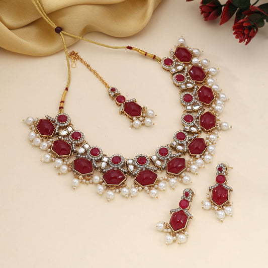 Strahlend rotes Kundan-Halsketten-Set für Bräute und festliche Feiern