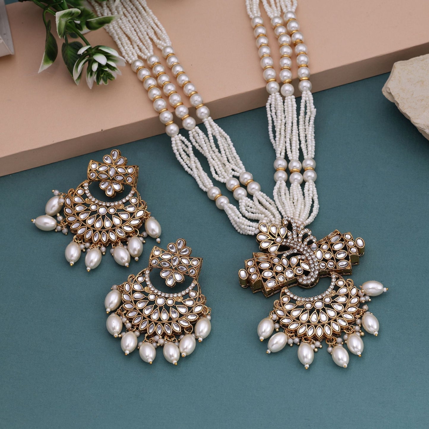 Exquisite White Color Kundan Necklace Set With Polki And Pearl Detailing