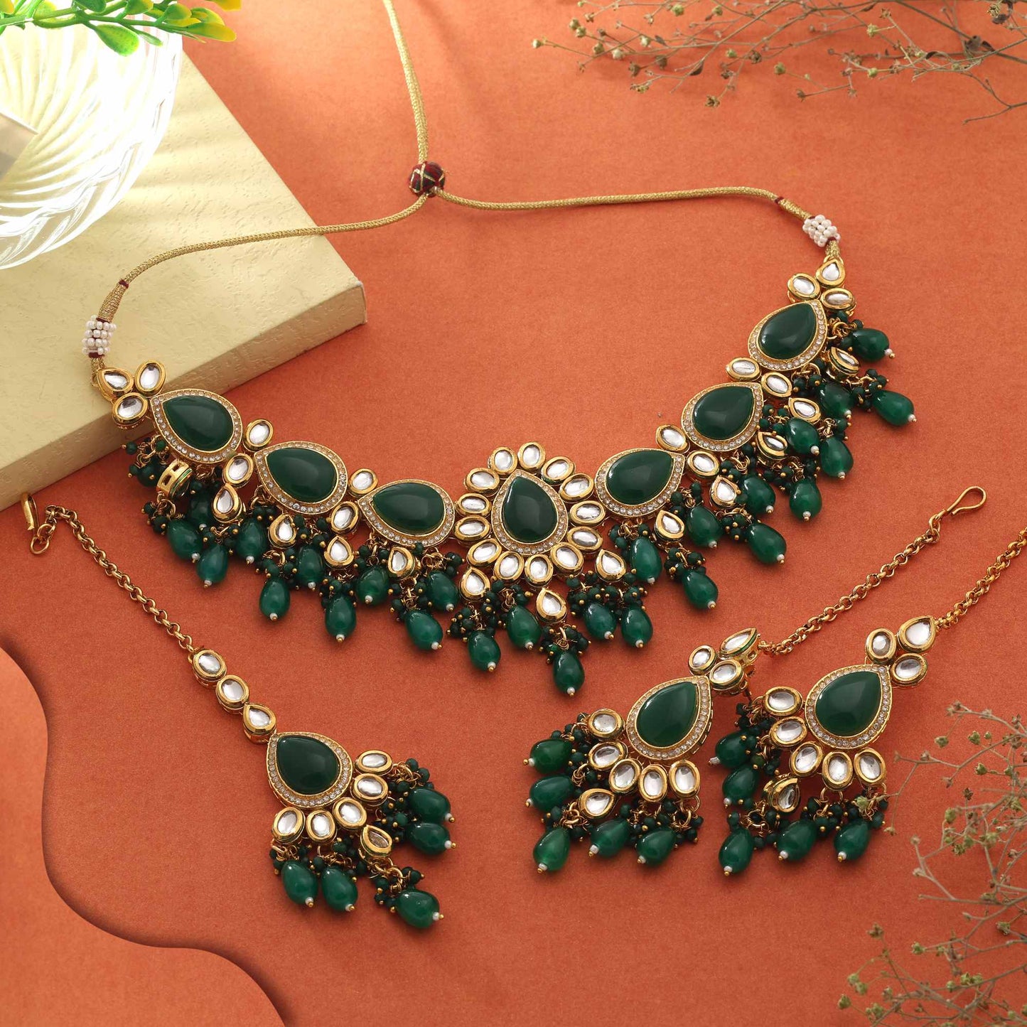 Green Color Beautifully Crafted Traditional Wedding Wear Kundan Necklace Set For Elegant Style