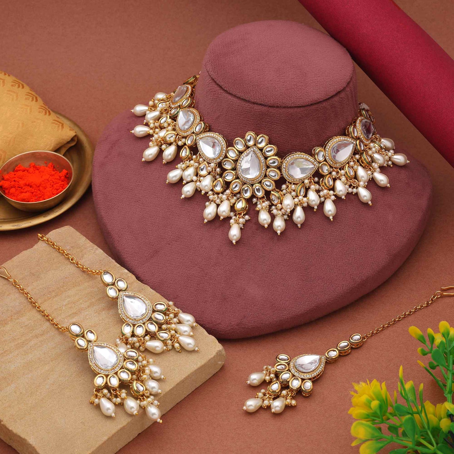 White Color Graceful Pearl Touch Elegant Kundan Necklace Set For Bridal Occasions