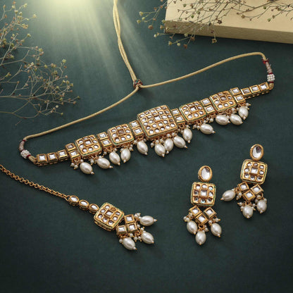 White Color Choker Royal Bridal Back Side Meena Work Kundan Necklace Set For Wedding Season