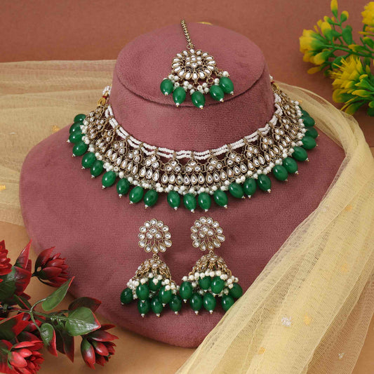 Green Color Polished Royal Look Wedding Wear Kundan Necklace Set For Traditional Outfits