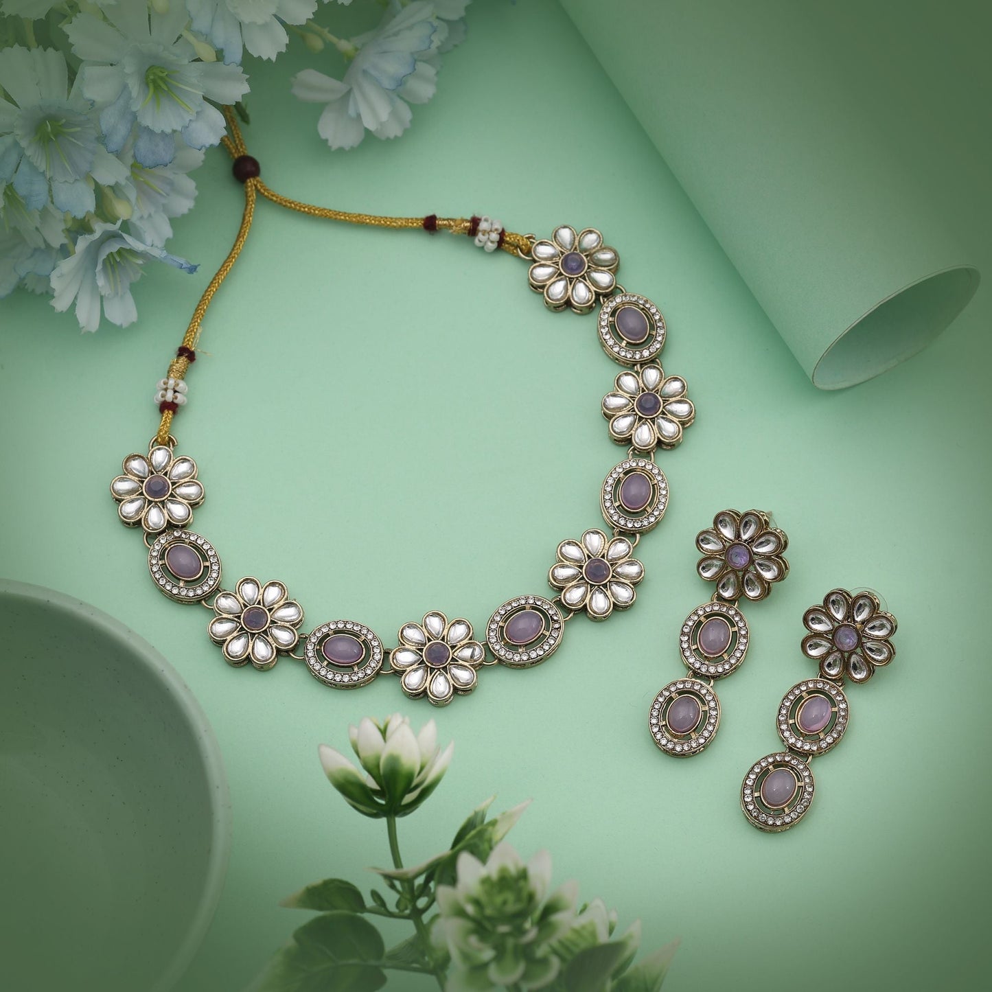 Soft Light Purple Color Kundan Necklace Set Featuring Delicate Details For Graceful Styling