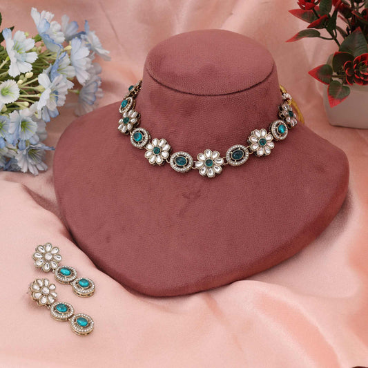 Königliches Rama-grünes Kundan-Halsketten-Set, entworfen, um Ihre ethnische Kollektion aufzuwerten