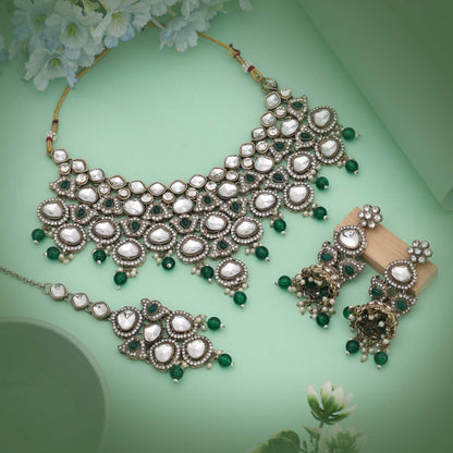 Charming Green Color Kundan Necklace Set Highlighting Rich Tones For Ethnic Sophistication