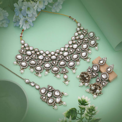Pure White Color Kundan Necklace Set Ideal For Sophisticated Wedding And Festive Styling