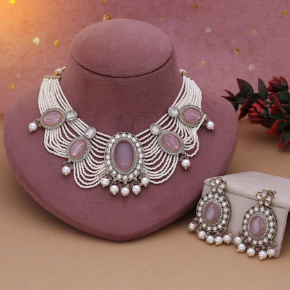 Pinkfarbenes Kundan-Halsketten-Set, entworfen für elegante Hochzeitsfeiern
