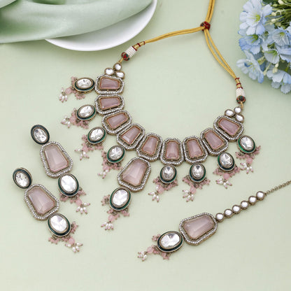Pinkfarbenes Kundan-Halsketten-Set, entworfen für Hochzeiten und festliche Anlässe
