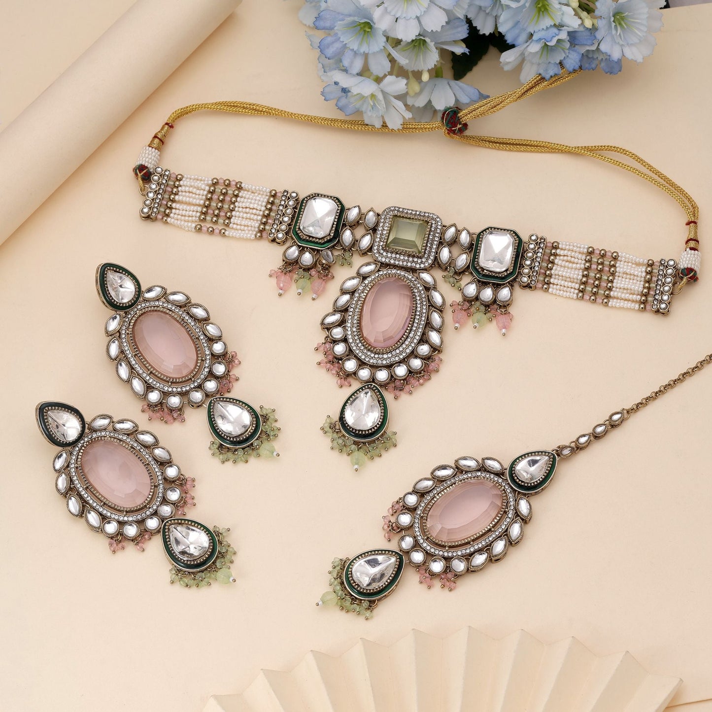 Pink & Pista Grün Choker Kundan Halskettenset mit festlichem Dual Tone
