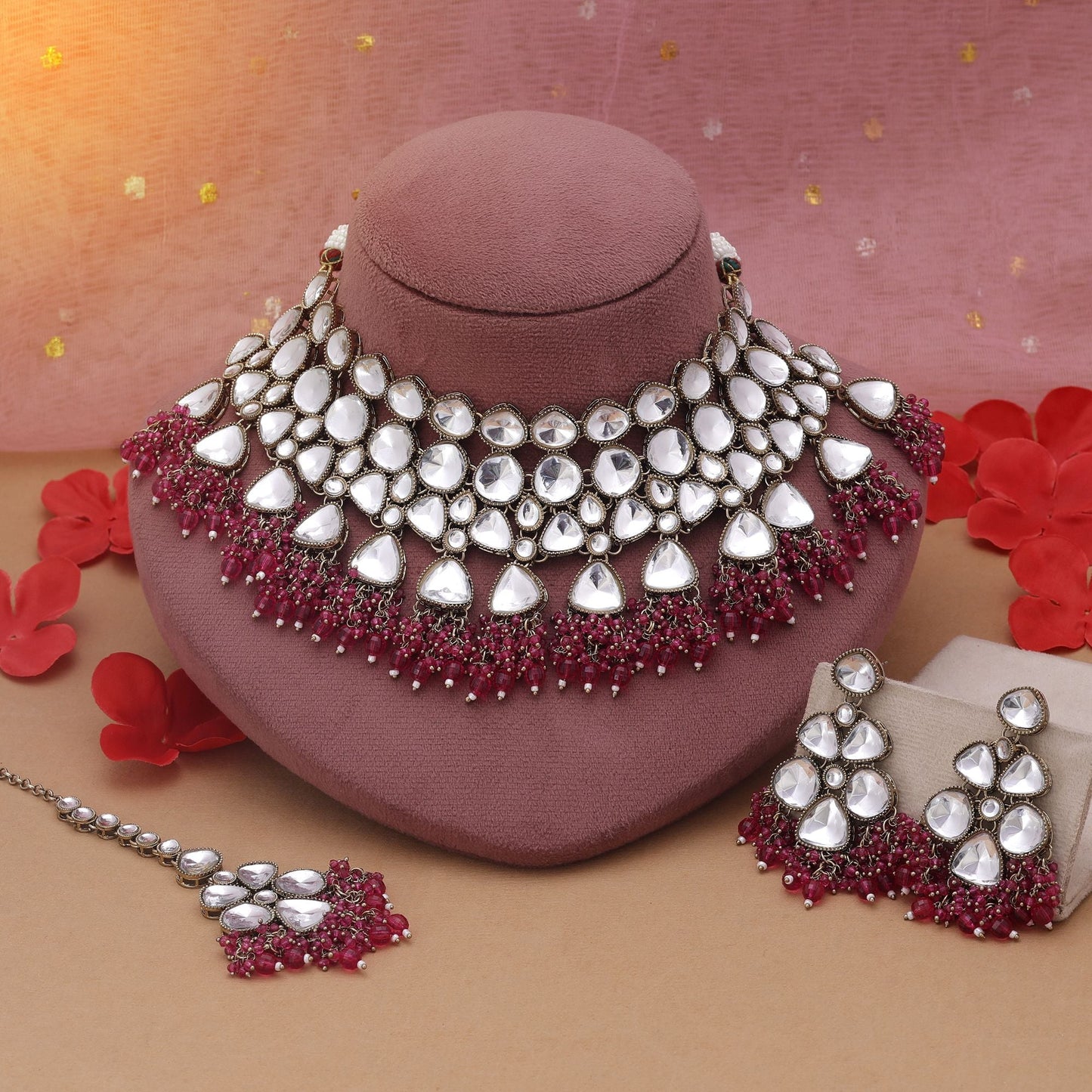 Rani Color Kundan-Halskette-Set, inspiriert vom königlichen indischen Schmuckerbe