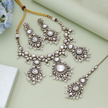 White Color Kundan Necklace Set Offering Graceful Wedding Ready Look