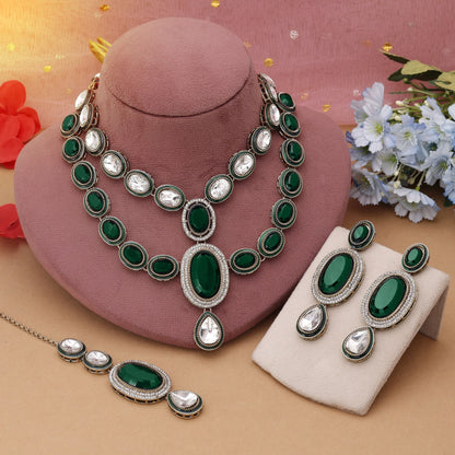 Green Color Kundan Necklace Set Crafted For Elegant Traditional Functions