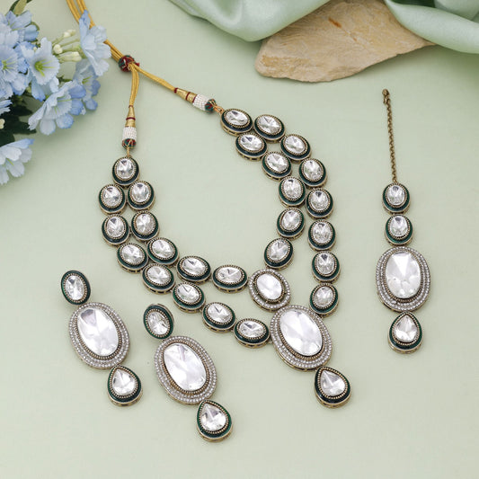 White Color Kundan Necklace Set Designed For Classic Indian Jewellery Lovers