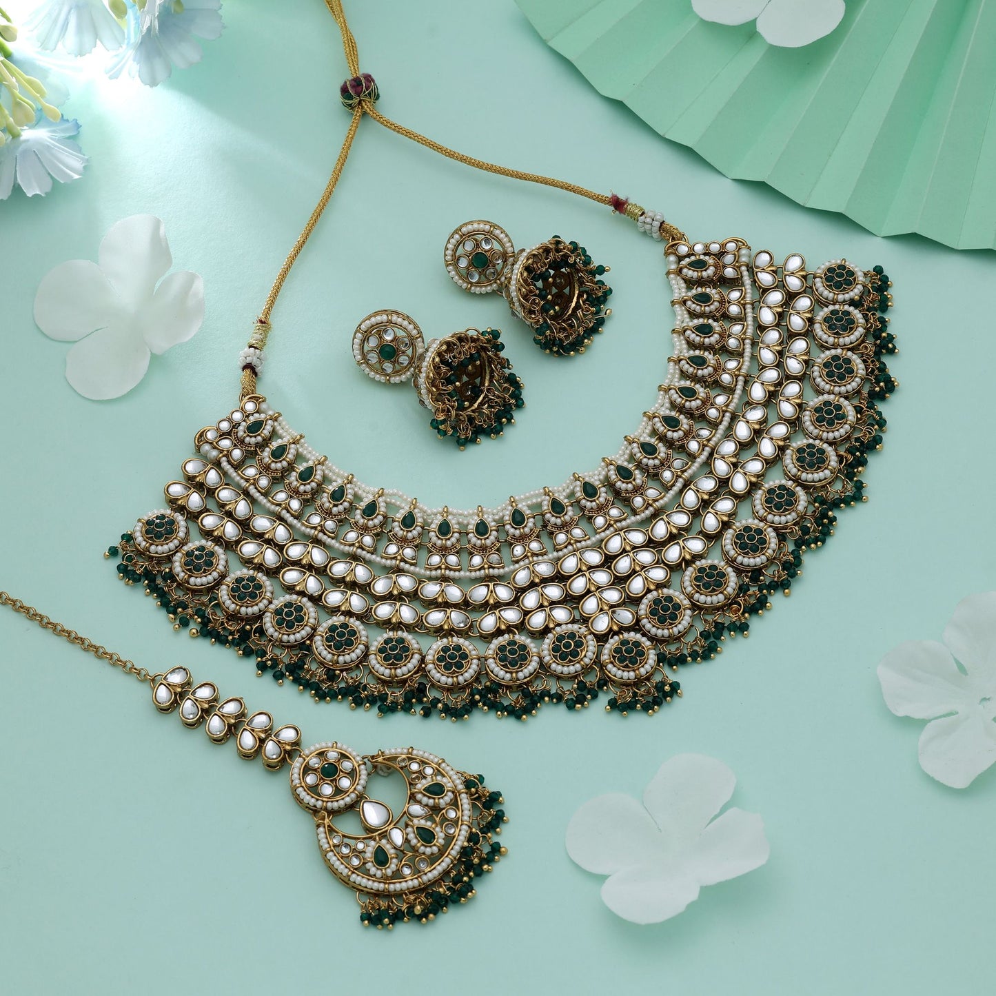Green Color Kundan Necklace Set With Elegant Festive Ethnic Traditional Design