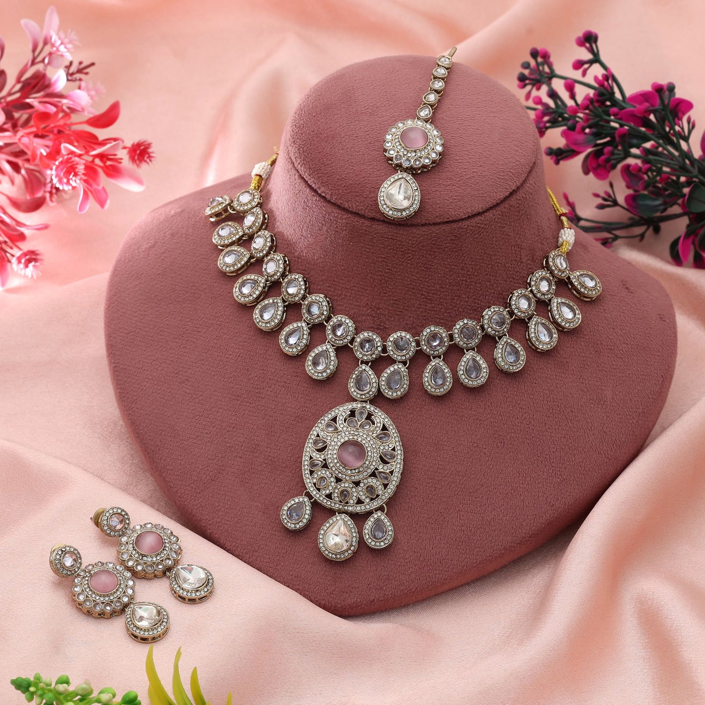 Pink Color Kundan Necklace Set Charming Feminine Ethnic Wedding Jewelry Design Style