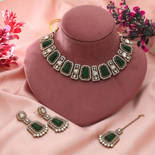 Green Color Kundan Necklace Set Classic Ethnic Party Wear Jewelry With Rich Look