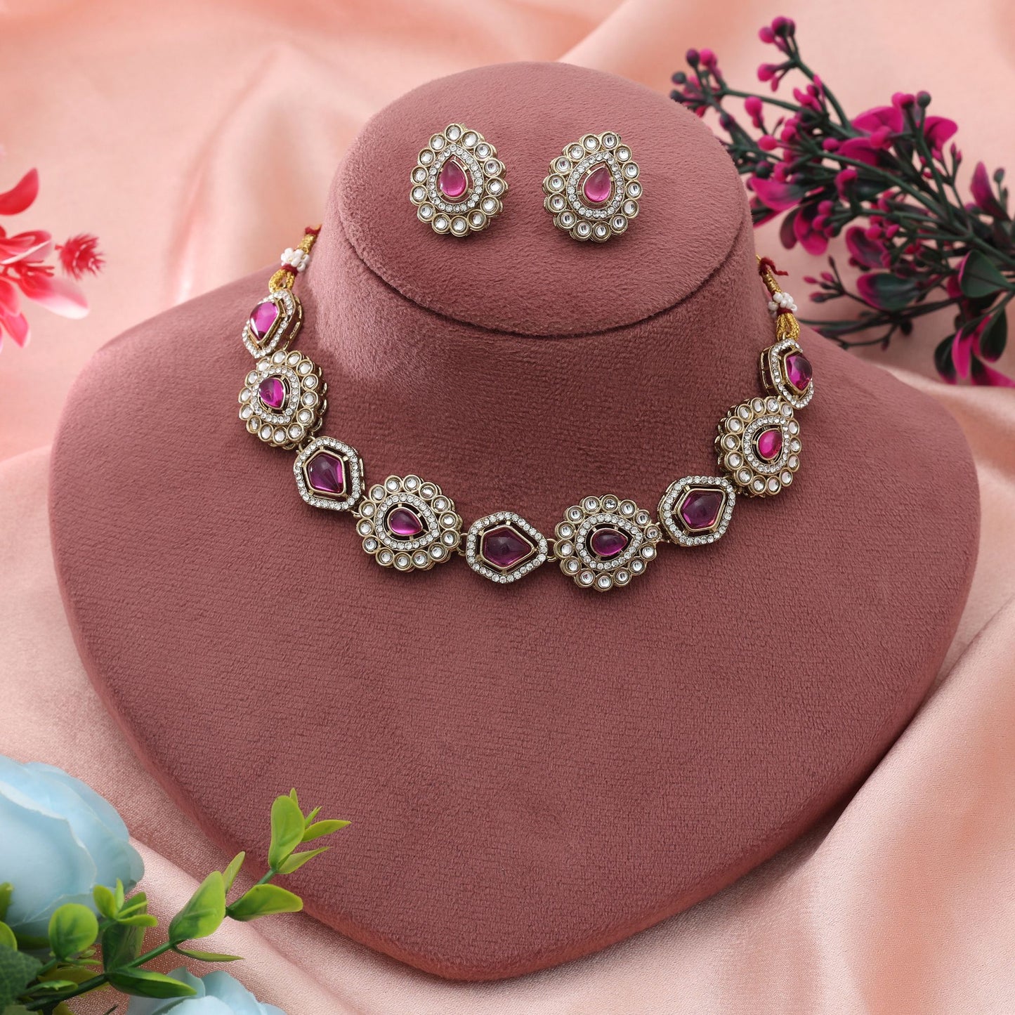Rani-farbenes Kundan-Halsketten-Set Elegante Hochzeits-Schmuck mit traditioneller königlicher Note