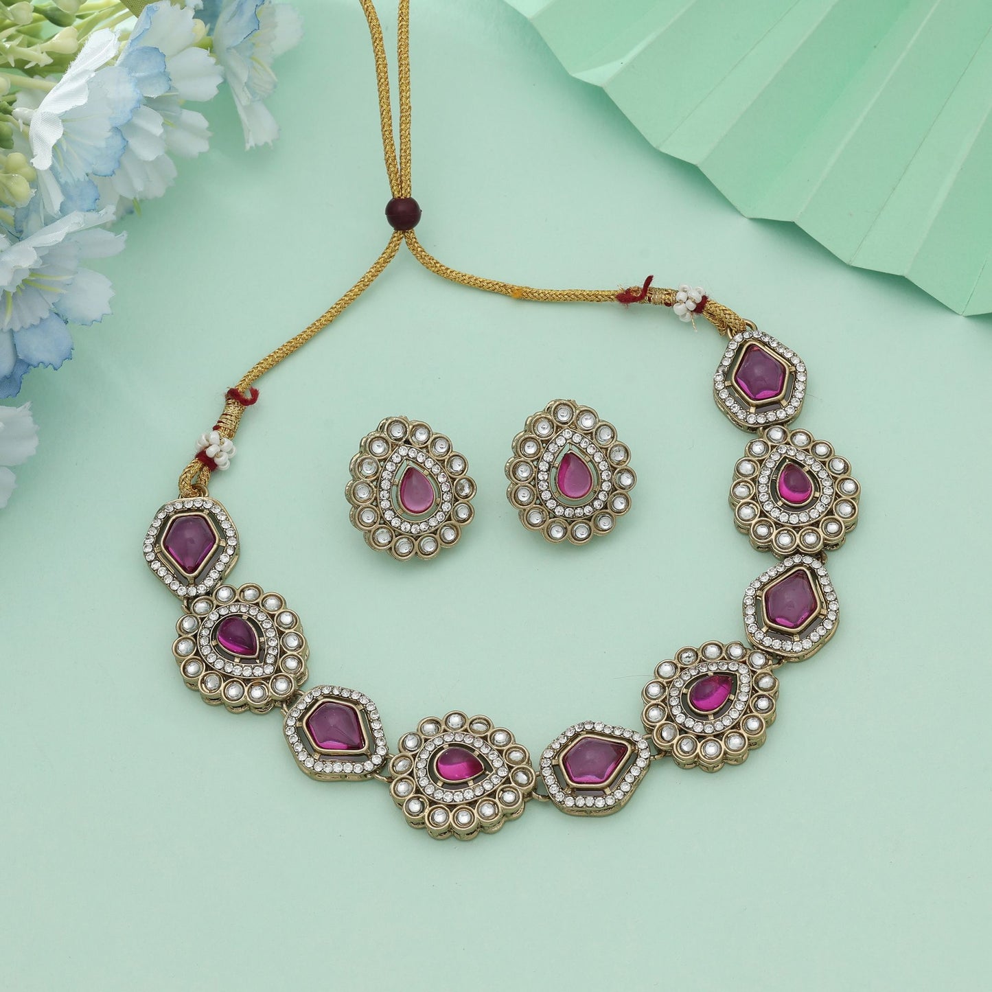 Rani-farbenes Kundan-Halsketten-Set Elegante Hochzeits-Schmuck mit traditioneller königlicher Note