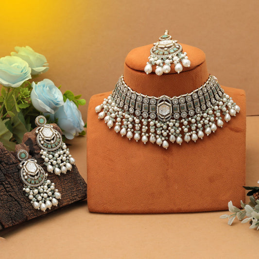 Premium Pista Grün Weiß Halsband Kundan Halskettenset Kollektion
