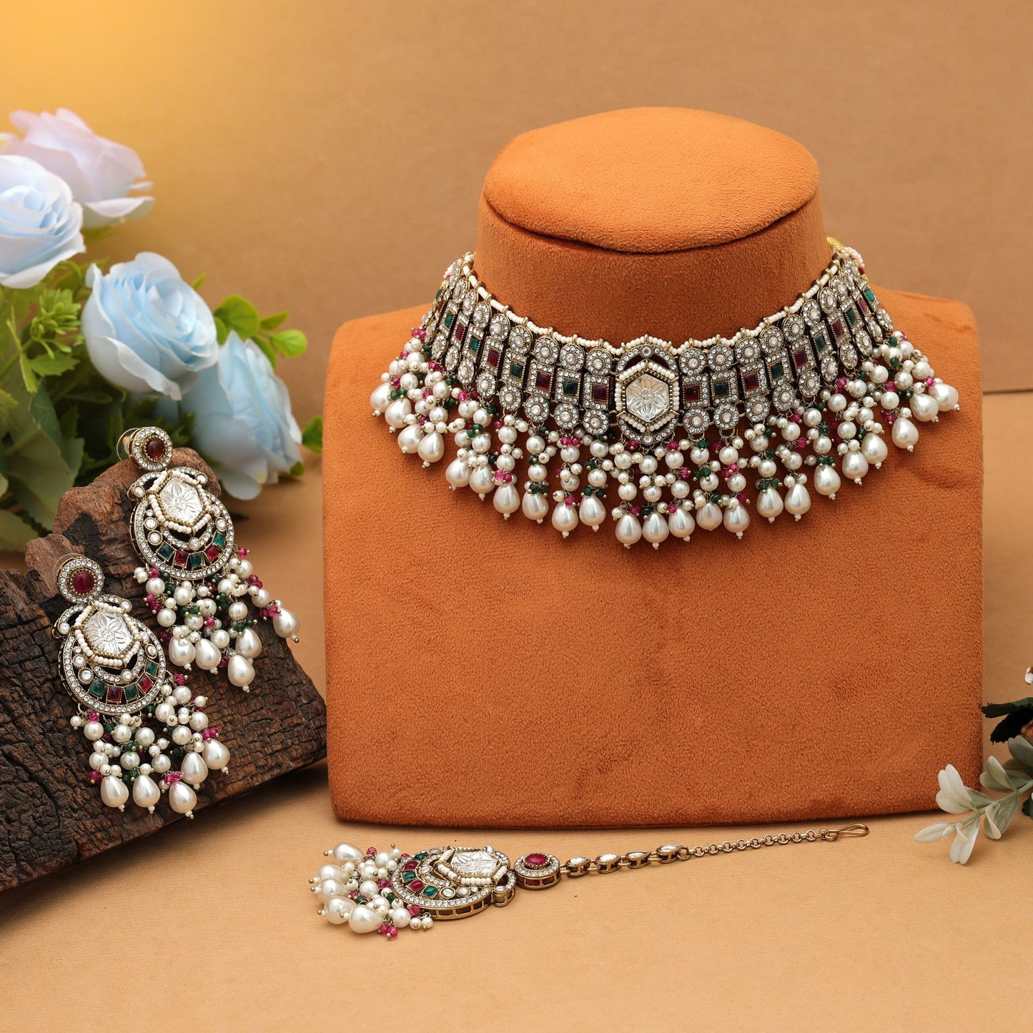 Unique Rani Green Color Choker Kundan Necklace Set Premium Collection