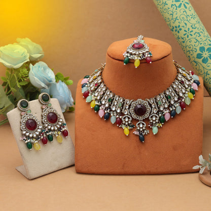 Farbenfrohes Multi-Color Kundan Halsketten-Set Festliche Glamour-Kollektion