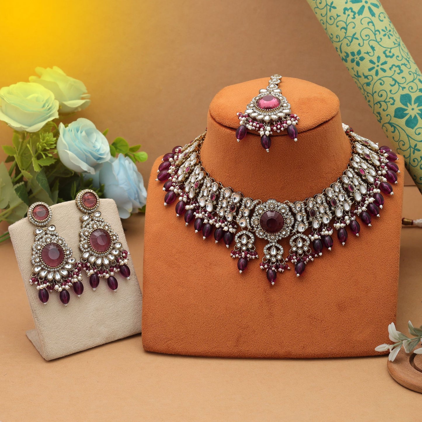 Regal Lila Farbe Kundan Halskette Set Designer Brautstil Kollektion