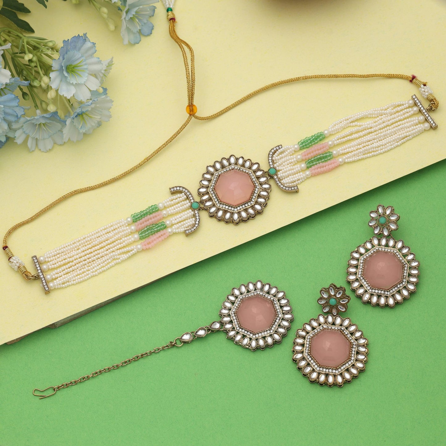 Elegantes Pista-Grün Pinkfarbenes Choker Kundan Halsketten-Set Kollektion