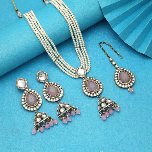 Zart hellrosafarbenes Kundan-Halsketten-Set Elegante Modekollektion