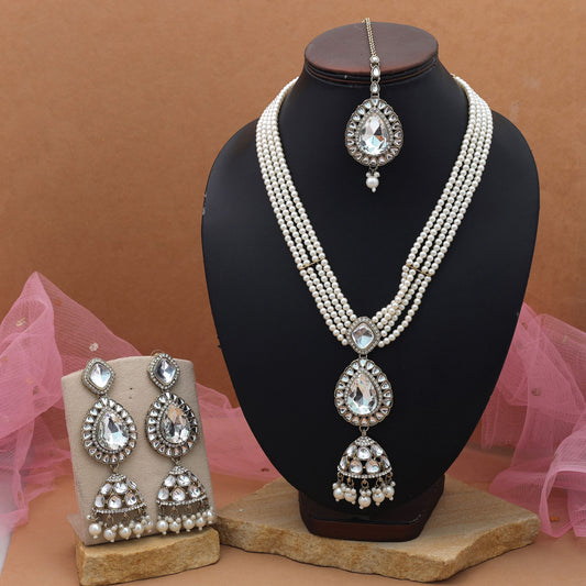Klassisches weißes Kundan-Halsketten-Set – Kollektion traditionelle Anmut