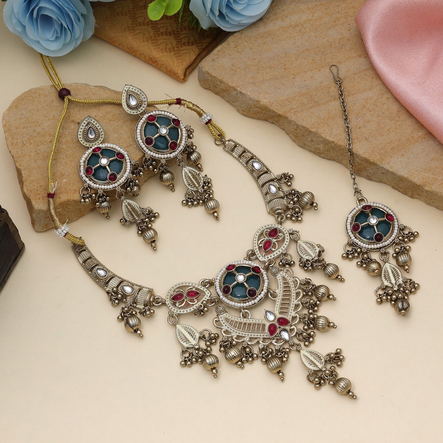 Royal Rani Grünfarbenes Kundan Halsketten-Set Premium Style Kollektion