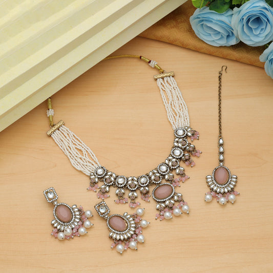 Stilvolles, pinkfarbenes Choker-Kundan-Halsketten-Set mit hochwertigem, ethnischem Hochzeits-Finish