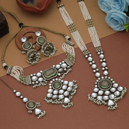 Premium Pista Green Farbenes langes und Choker Kundan Halsketten-Set mit ethnischer Kunst