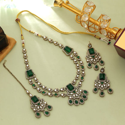 Elegant Green Color Kundan Necklace Set With Traditional Royal Ethnic Bridal Design