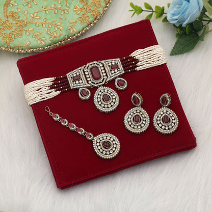 Charming Rani Color Choker Kundan Necklace Set With Royal Ethnic Style