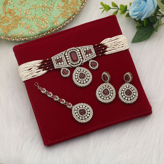 Charming Rani Color Choker Kundan Necklace Set With Royal Ethnic Style